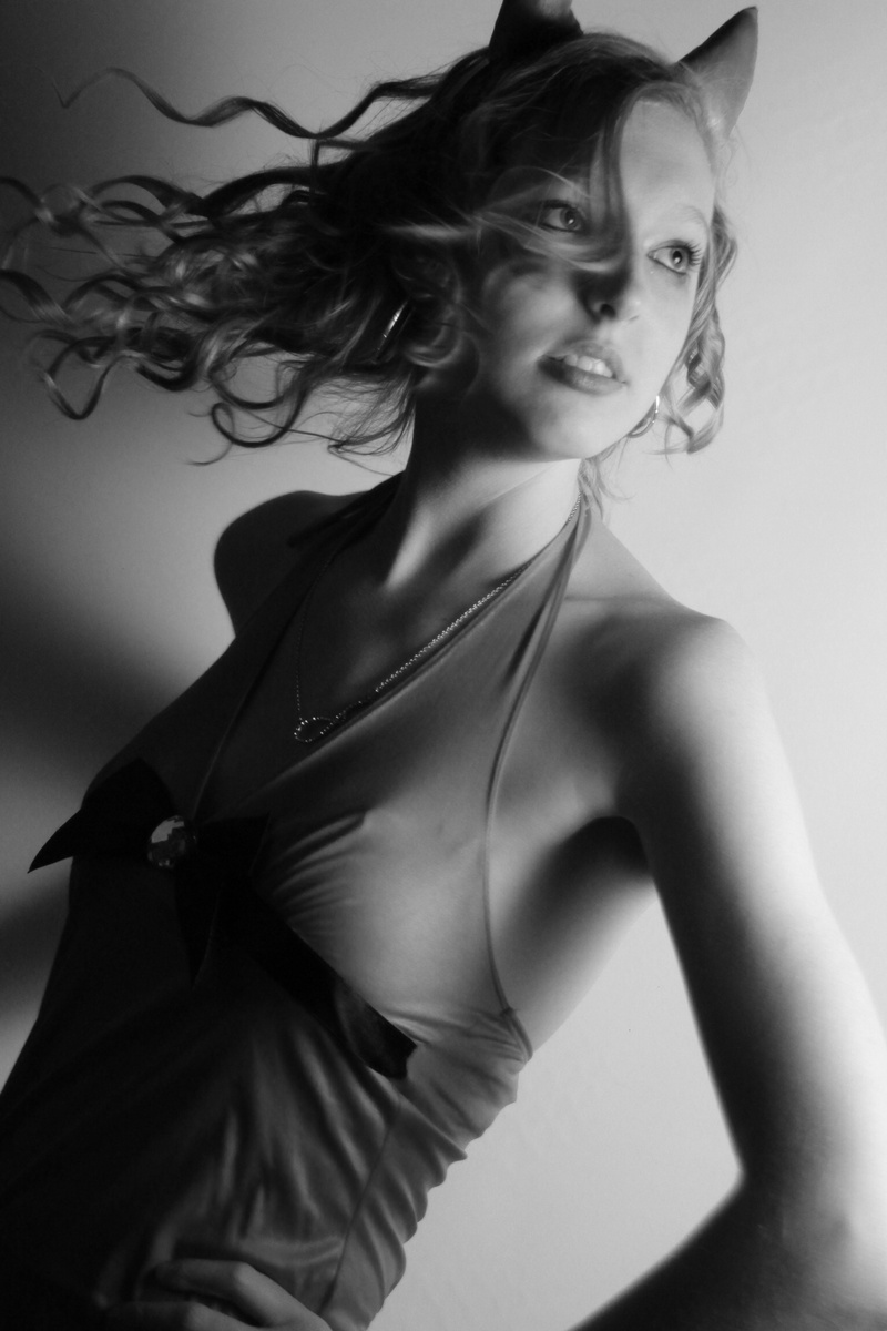 Female model photo shoot of Sonnet Myers