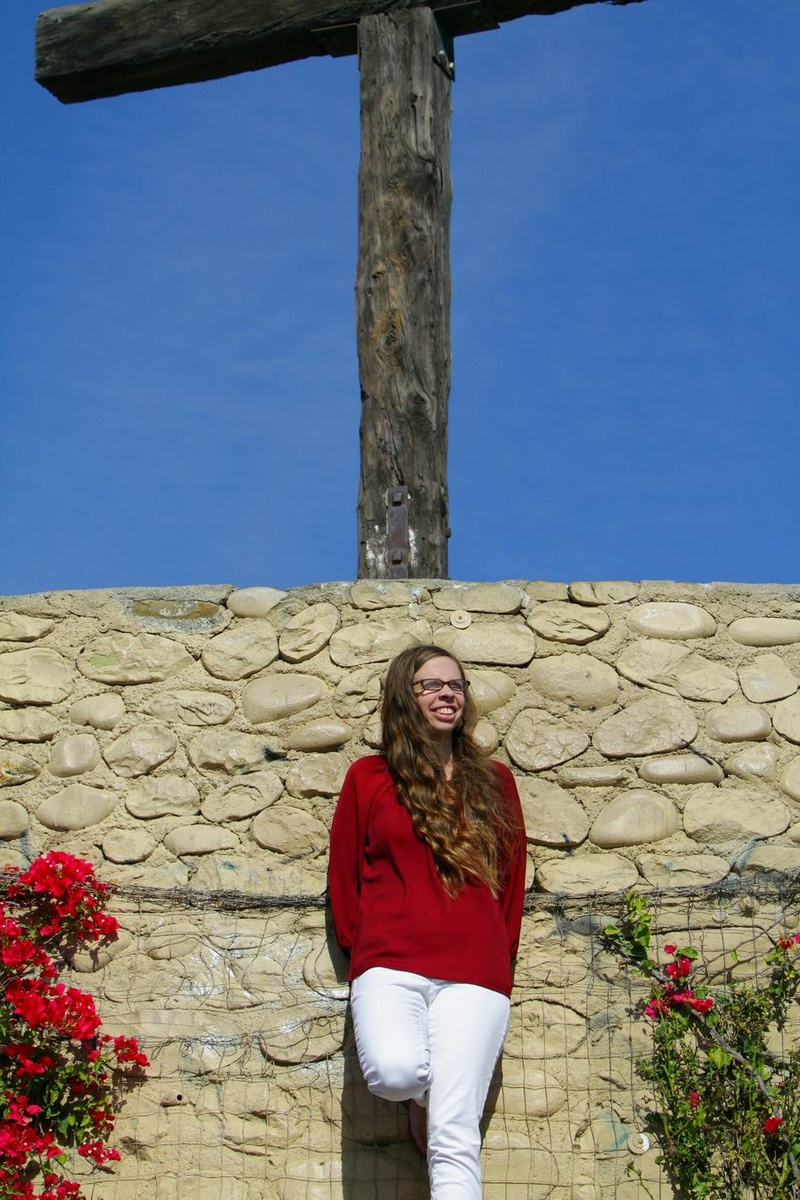 Female model photo shoot of Kaylars by Oxnard Photographer in The Cross