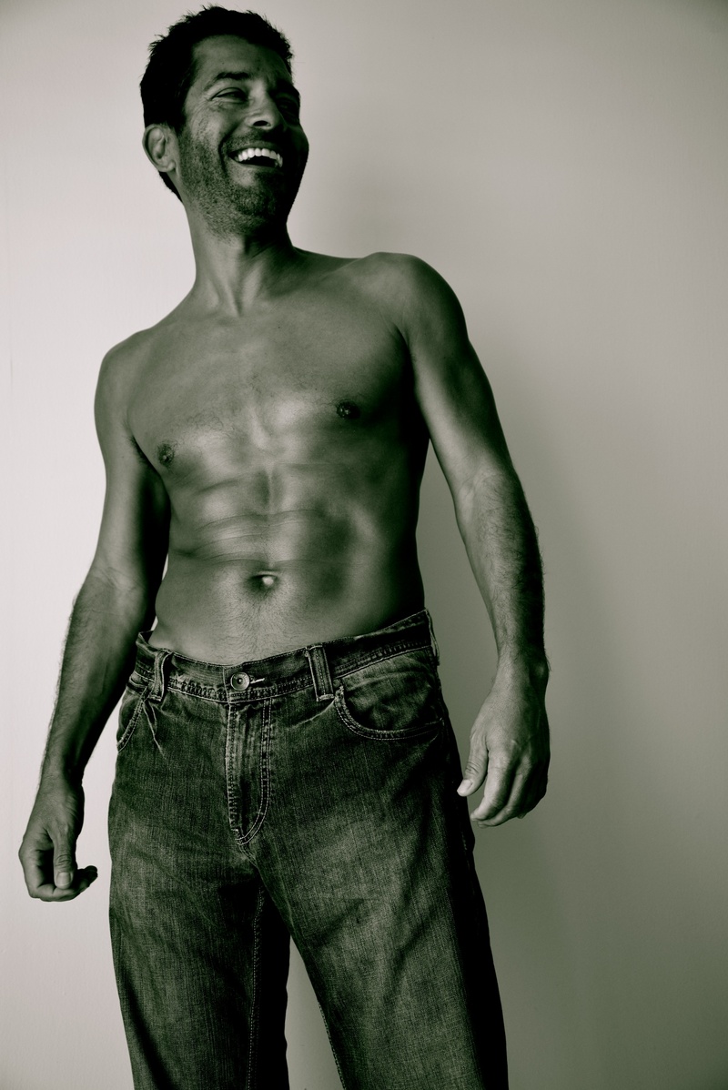 Male model photo shoot of Ernesto Lopez in Honolulu, HI
