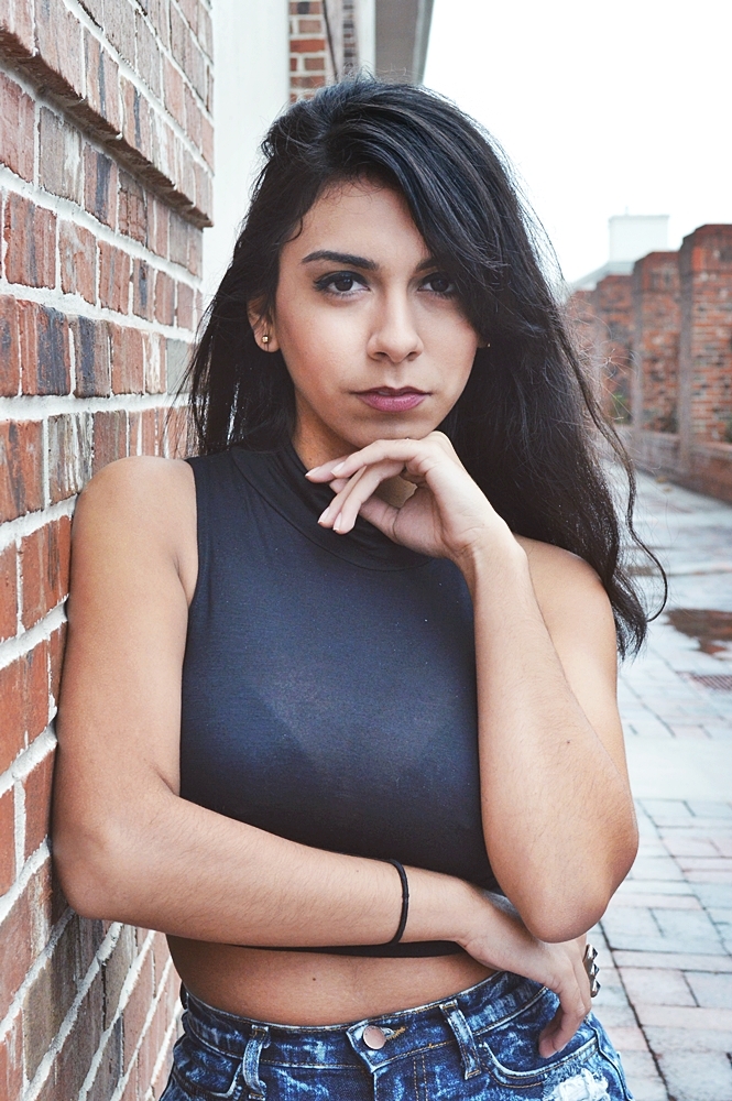 Female model photo shoot of Liana Vazquez