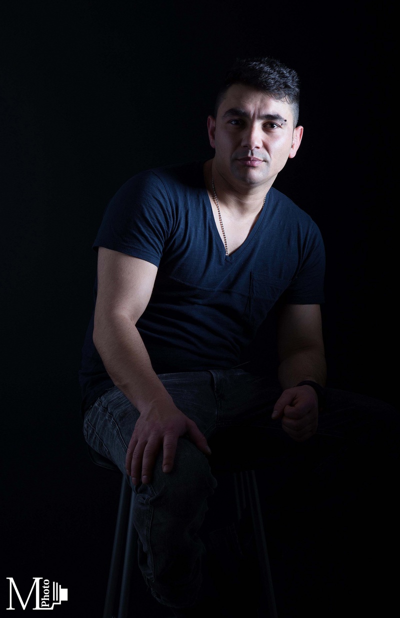 Male model photo shoot of Maris Lazdekalns