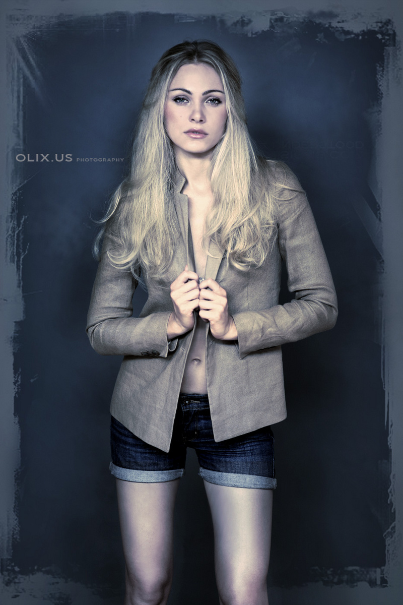 Female model photo shoot of _HELENA_ by OLIX