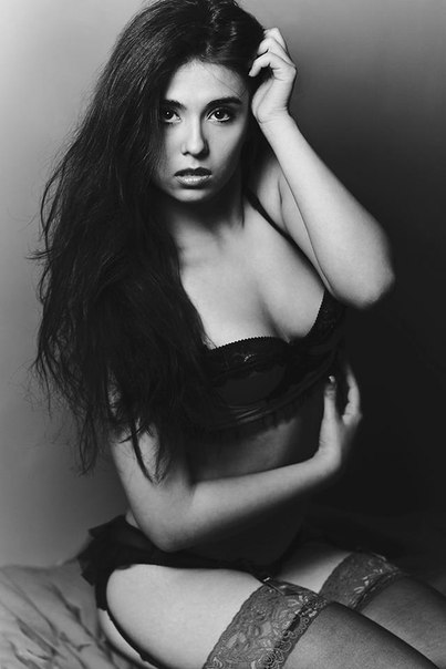 Female model photo shoot of Eva Ch