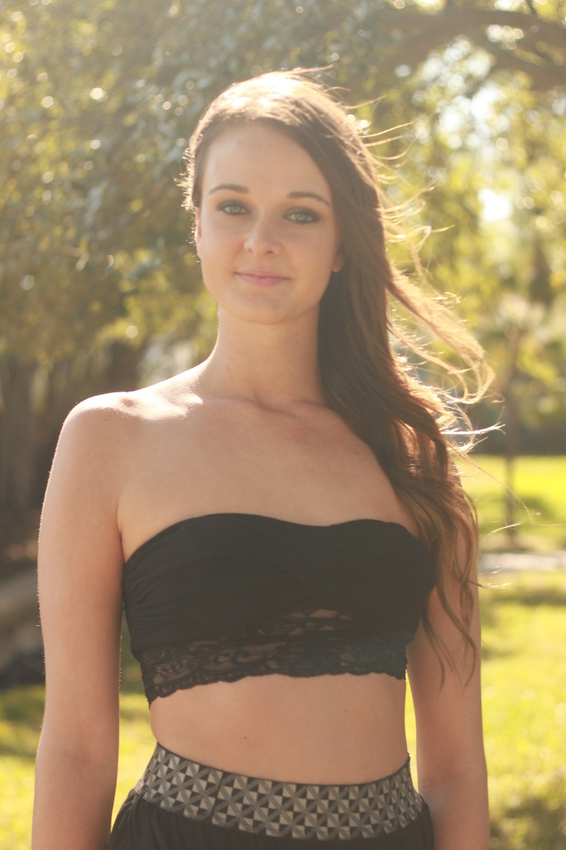 Female model photo shoot of Melissa Werremeyer in Ballast Point Park