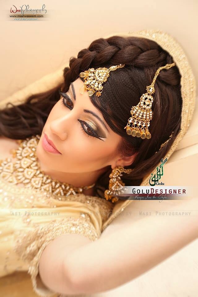 Female model photo shoot of misbah mughal in Birmingham
