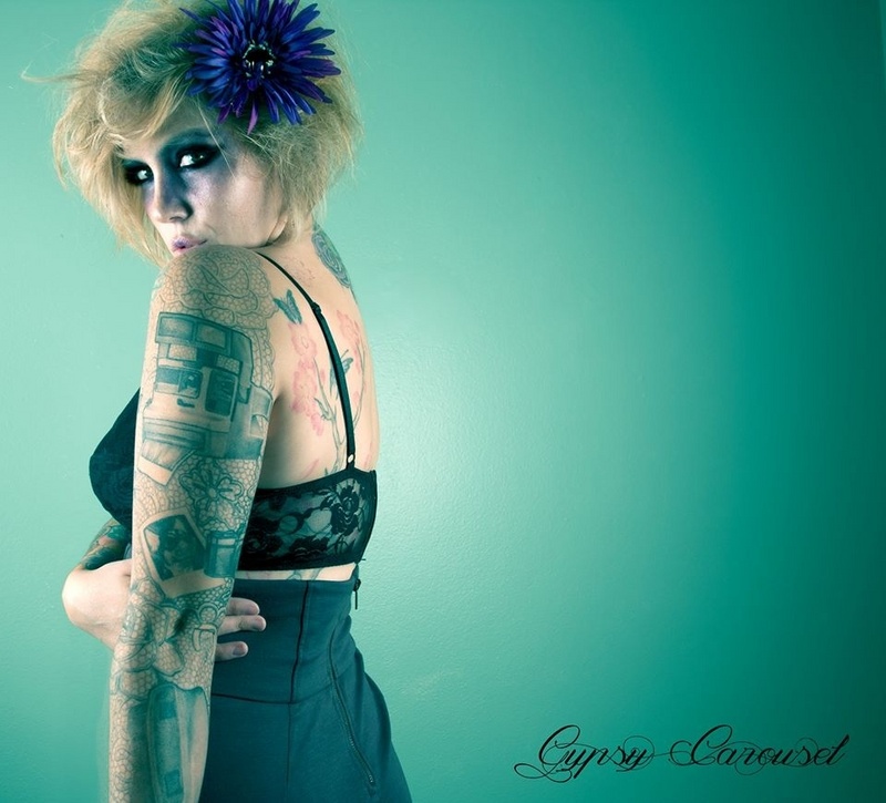 Female model photo shoot of Lacey Lou Vicious