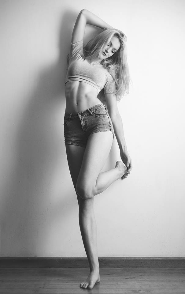 Female model photo shoot of Olivia_Ellis by Miles Away