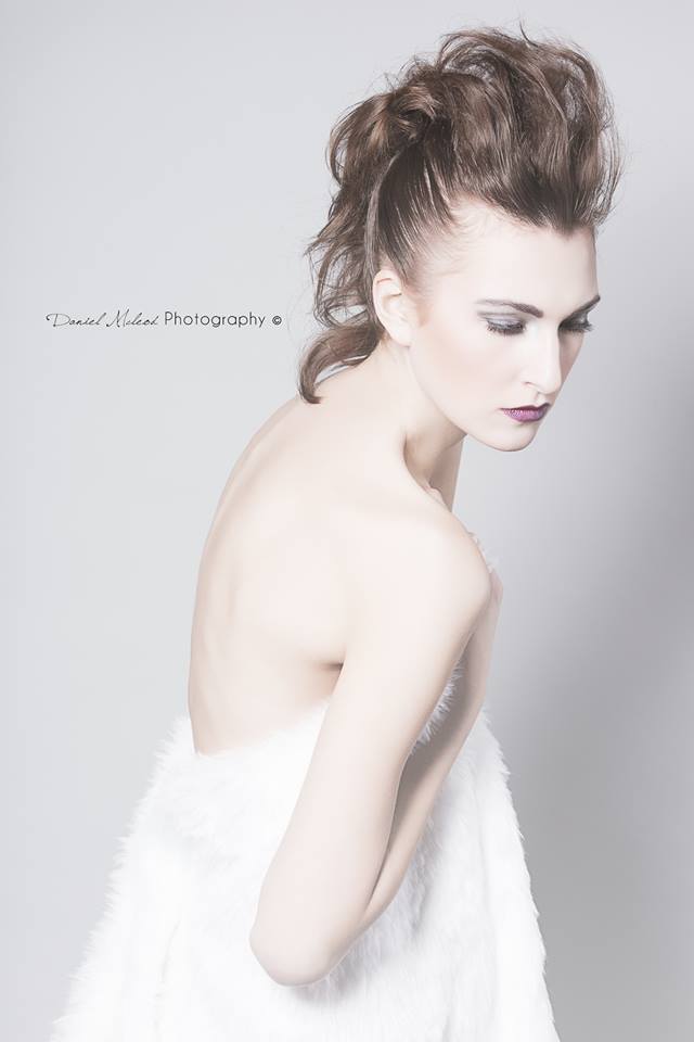 Female model photo shoot of Tori Lynne Taylor