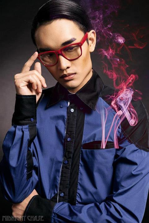 Male model photo shoot of Tse Wei