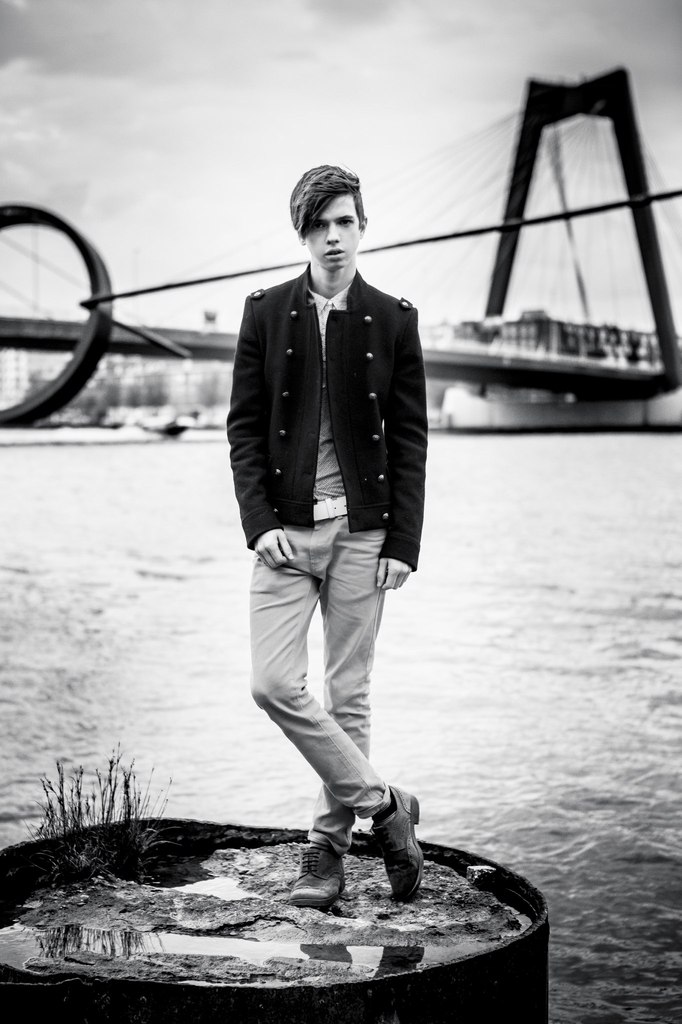 Male model photo shoot of Evgeniy in ansterdam