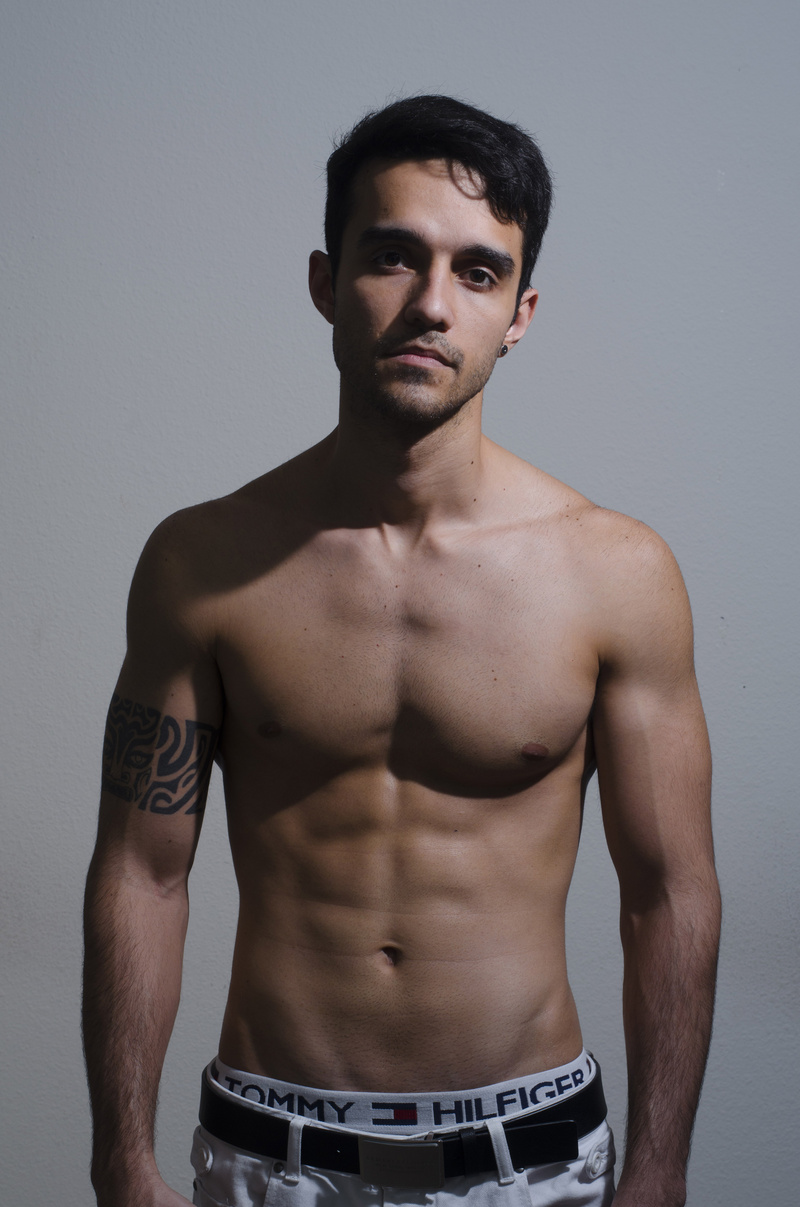 Male model photo shoot of Rafael Drummond