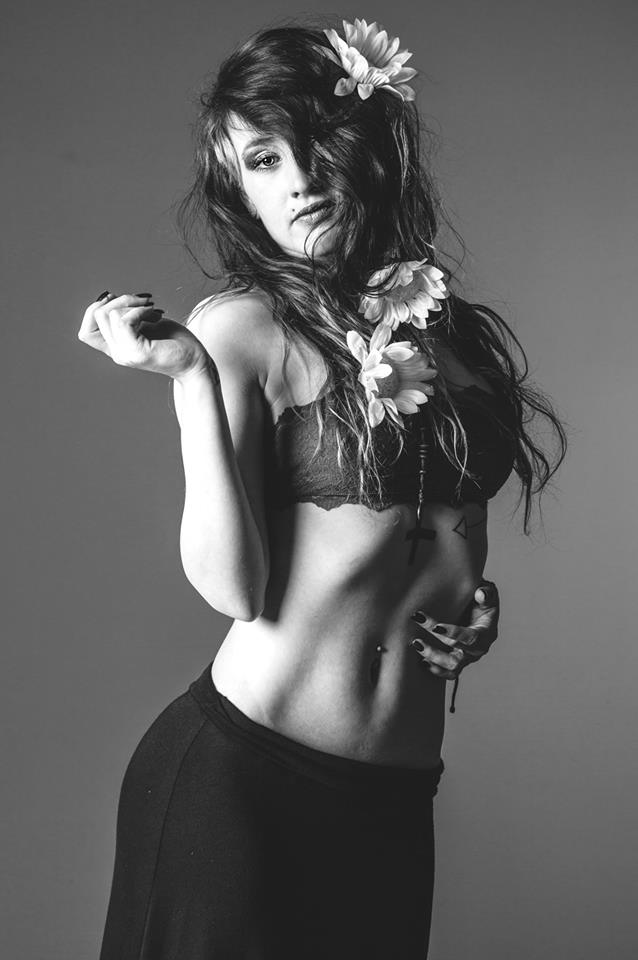 Female model photo shoot of Shelby Lee Roach