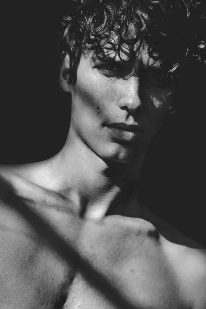 Male model photo shoot of Moreno