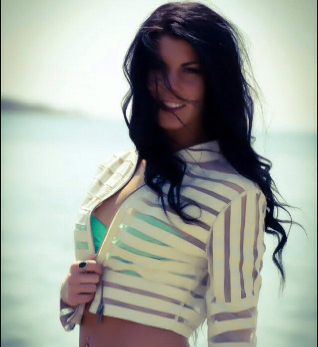 Female model photo shoot of Danielle schoenrath 