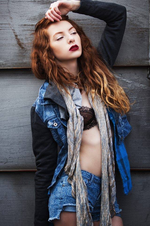 Female model photo shoot of MirandaHodges