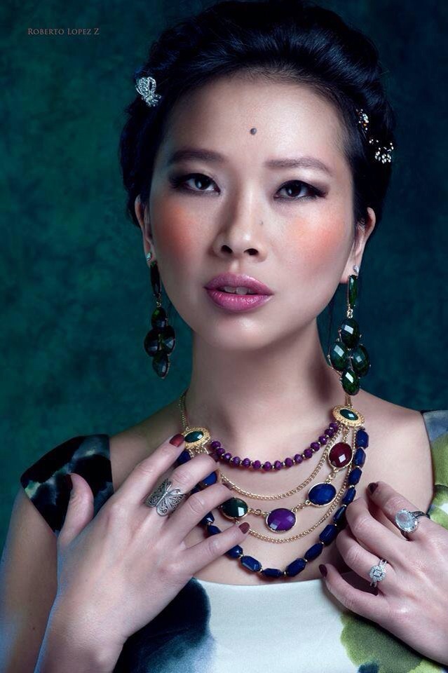 Female model photo shoot of Yun Liang 
