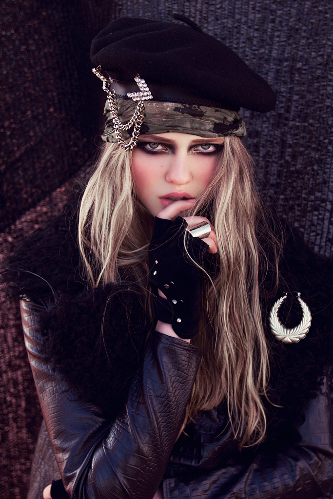 Female model photo shoot of Yevgenija Stypka