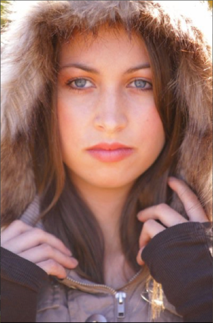 Female model photo shoot of Ashley Erica 