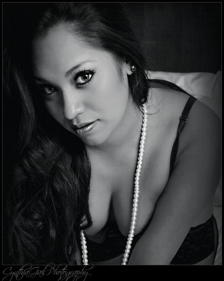 Female model photo shoot of Cecilia Garcia