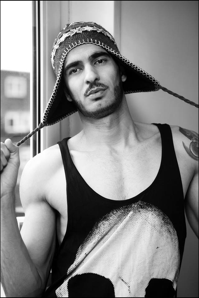 Male model photo shoot of Jose Guizzardi