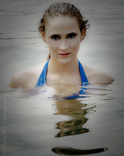 Female model photo shoot of MeganHendrickson