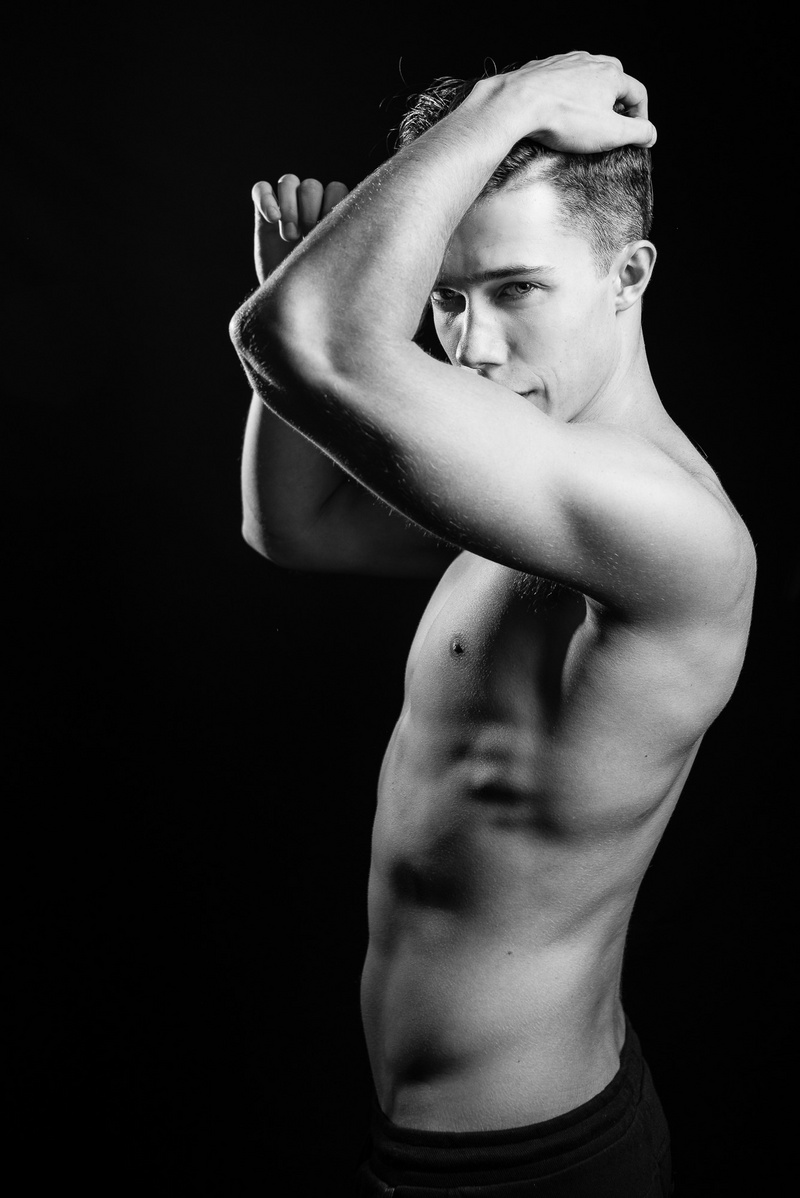 Male model photo shoot of Jesse Snow Photo