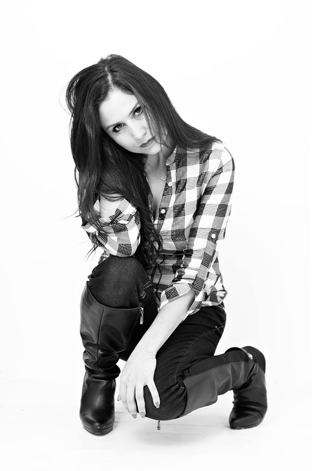 Female model photo shoot of Jeulie Sarahi by Jessibe Photography