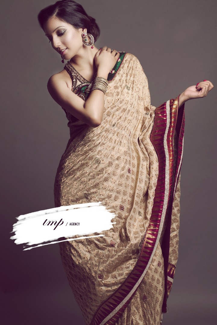 Female model photo shoot of Pooja TMP