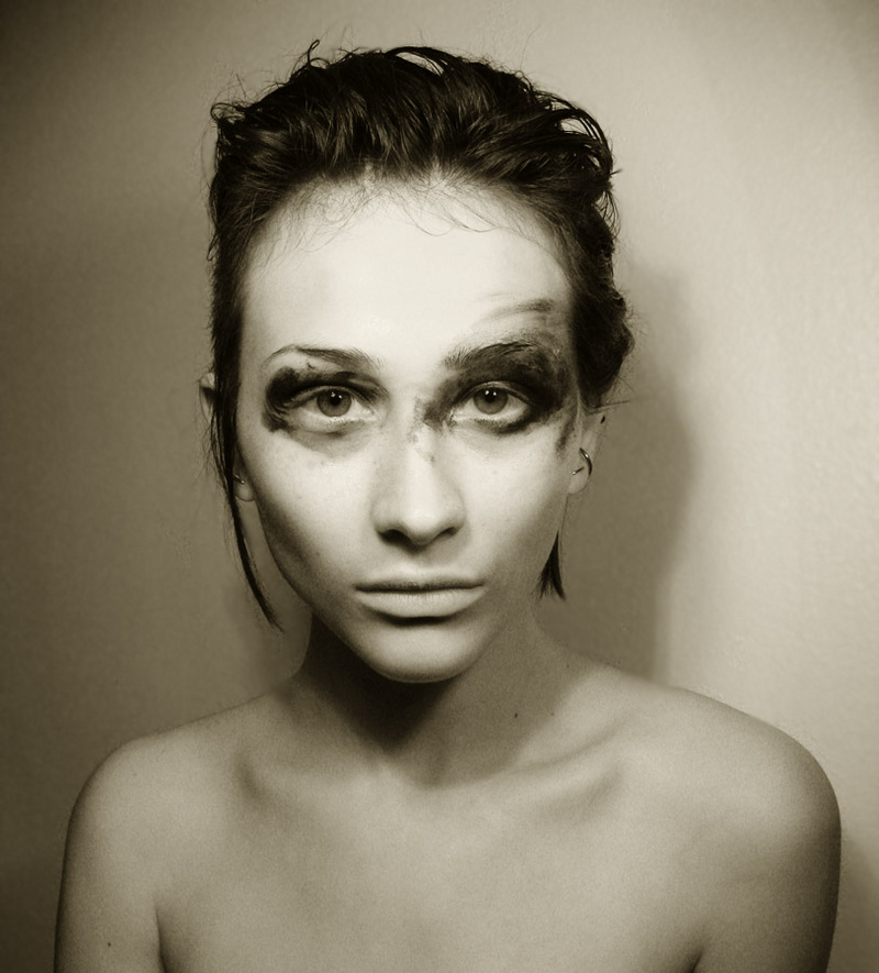 Female model photo shoot of sigdust
