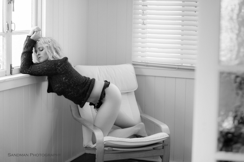 Female model photo shoot of XxSophie-jayne by Sandman Photography