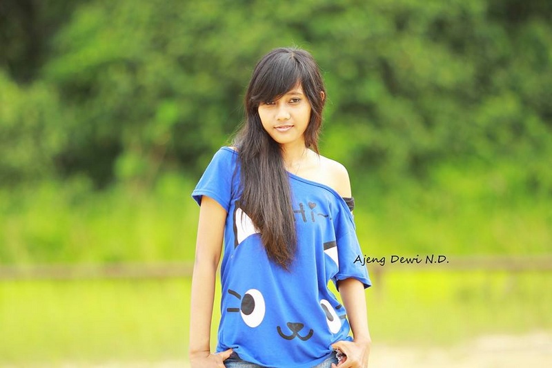 Female model photo shoot of Ajeng Dewi Nellendia D in Pertamina Ground
