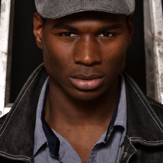 Male model photo shoot of Demetrius Evans