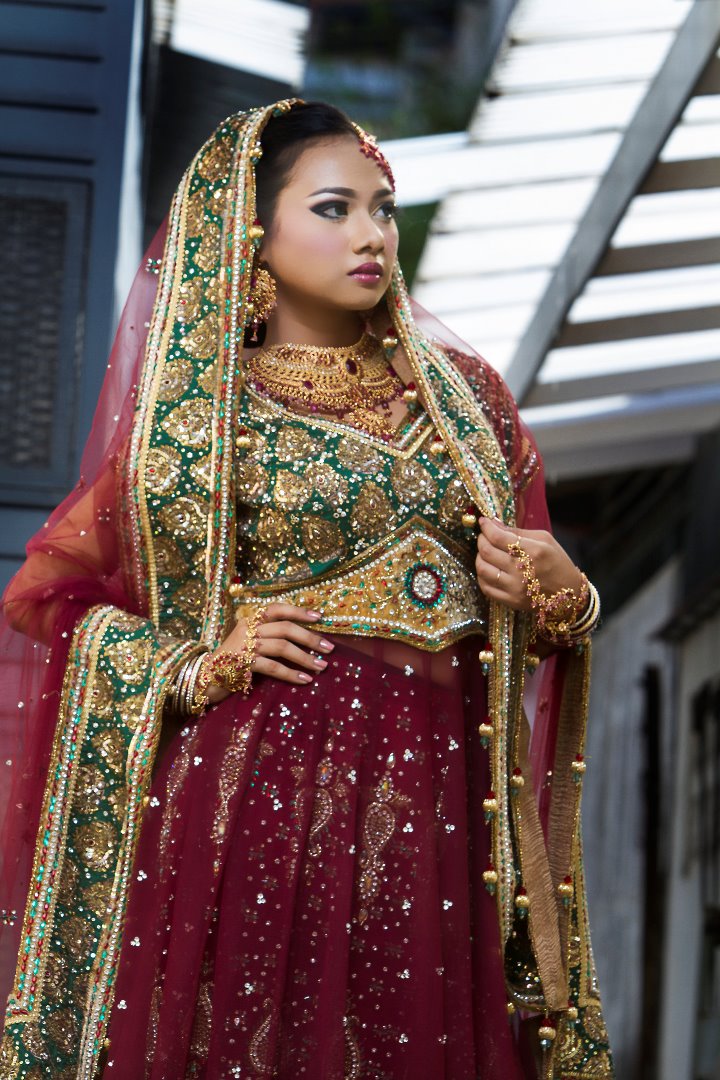 Female model photo shoot of Zahirah Aman