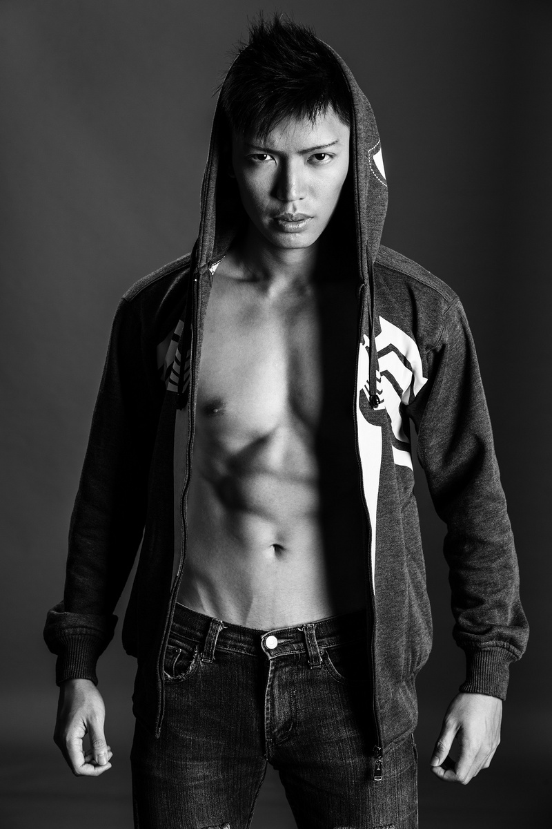 Male model photo shoot of Amos Ng