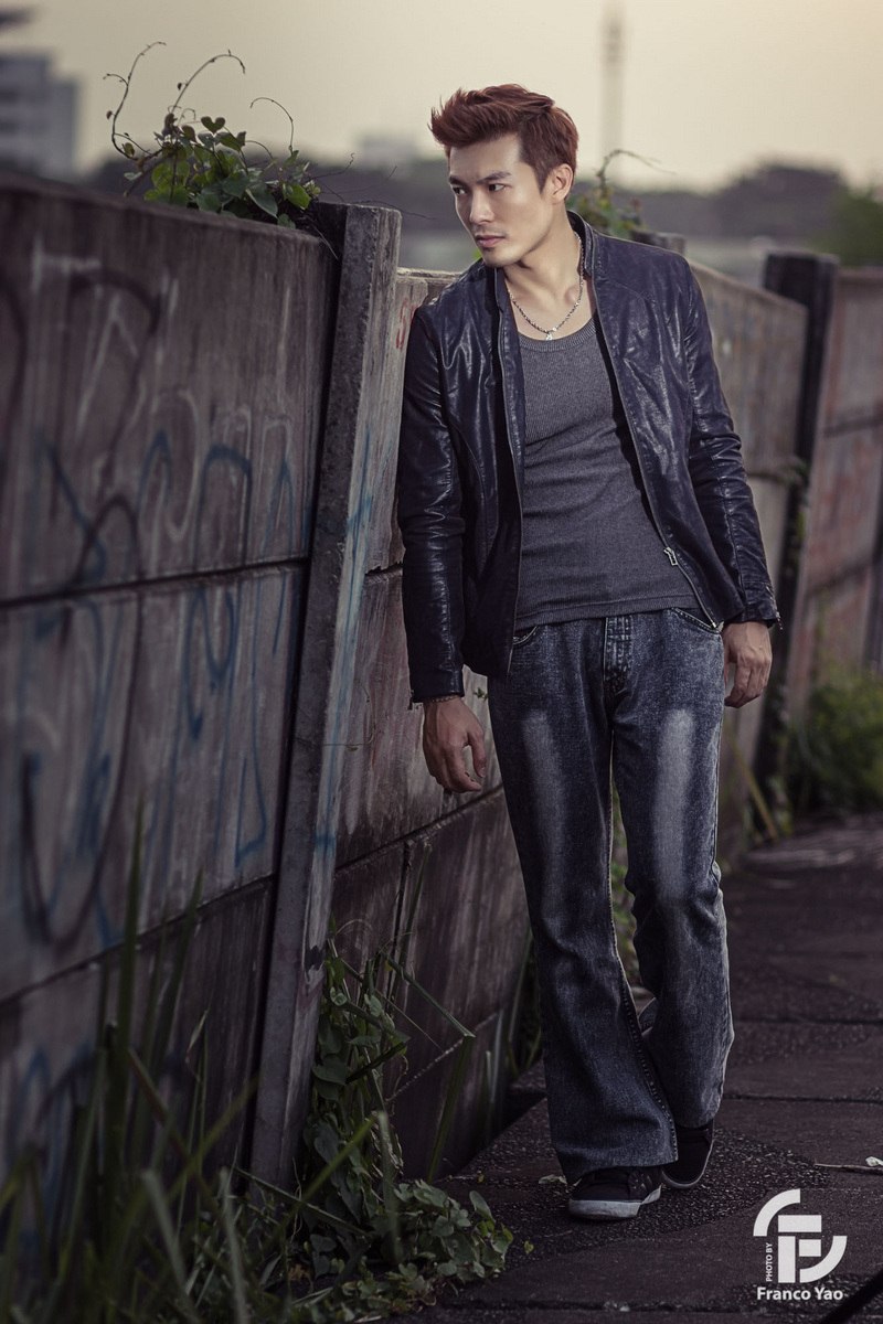Male model photo shoot of Franco Yao