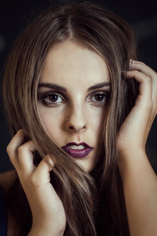 Female model photo shoot of Amanda Rahme