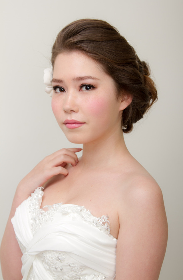 Female model photo shoot of Thi Liu