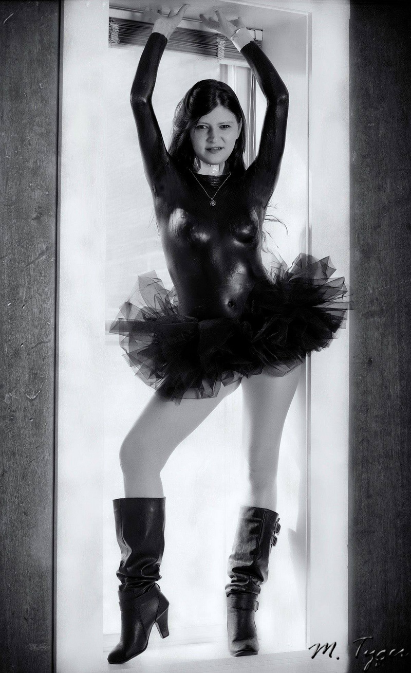 Female model photo shoot of Kristin Shadrick