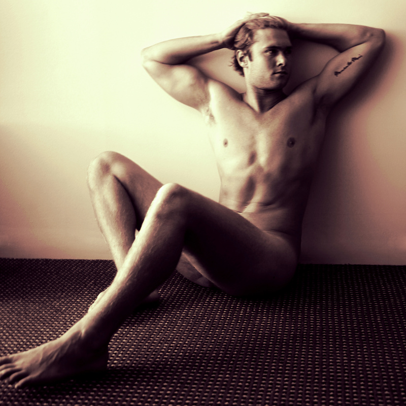 Male model photo shoot of Aron Hunter in Sydney