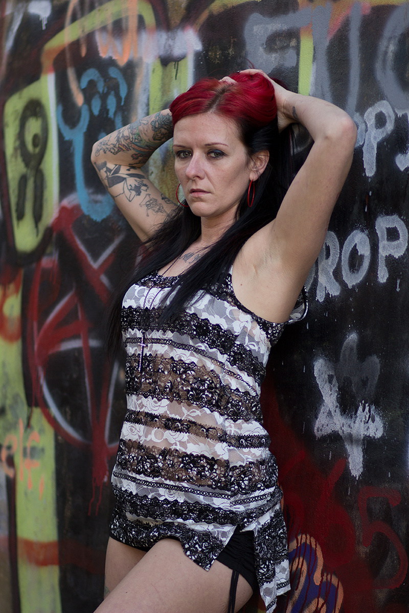 Female model photo shoot of Chariot  in Tuscaloosa
