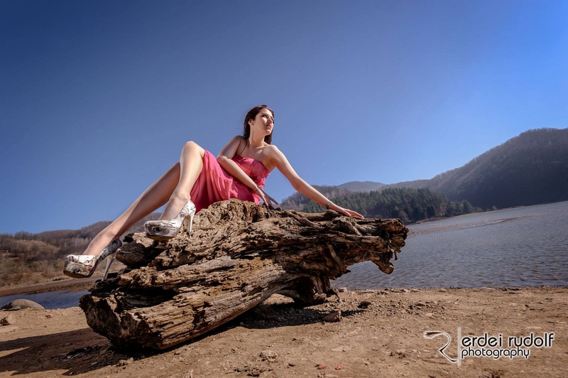 Female model photo shoot of Sara_D in Firiza lake, Baia Mare, Romania