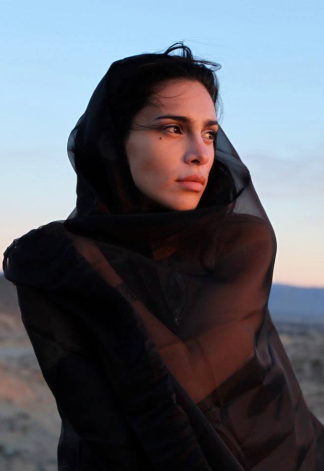 Female model photo shoot of Amy Talebizadeh