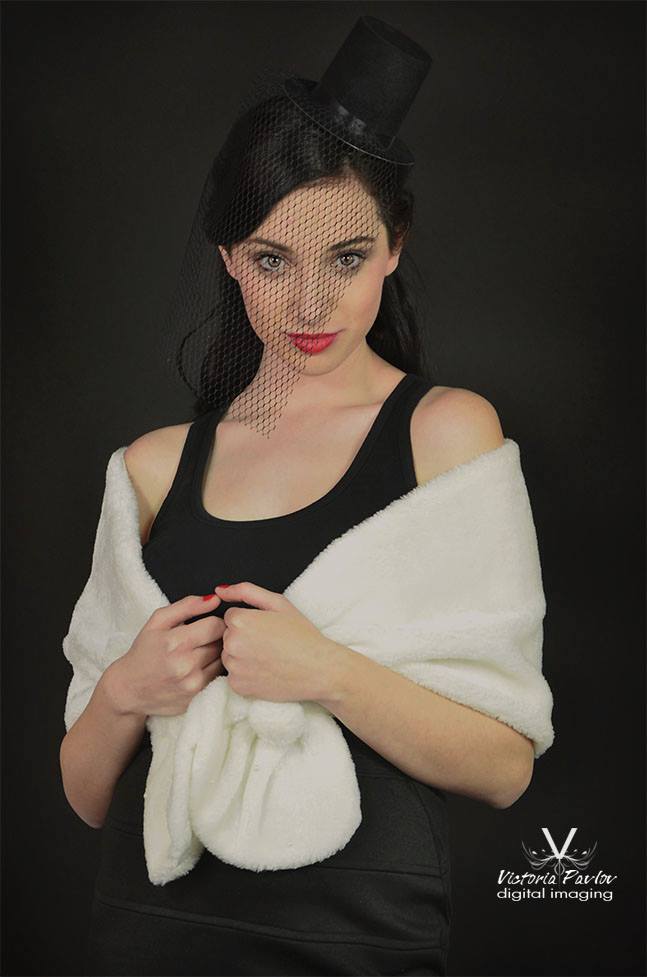 Female model photo shoot of AprilPaigeEisemann