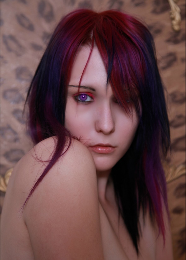 Female model photo shoot of Shannon R Cardoso  in Beverly Hills Inn - Jungle suite