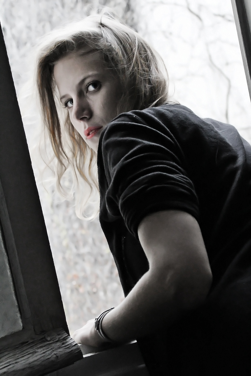 Female model photo shoot of ChloeVDM