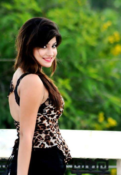 Female model photo shoot of Jiya Singh