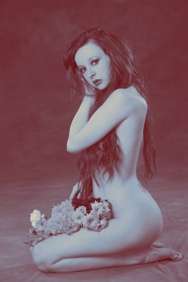 Female model photo shoot of Poppy Eloise