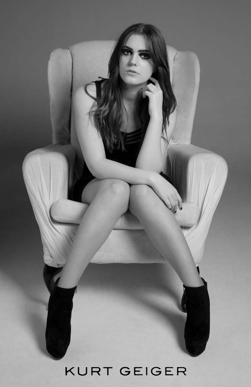 Female model photo shoot of Kathryn Gribben in Newcastle College Studios