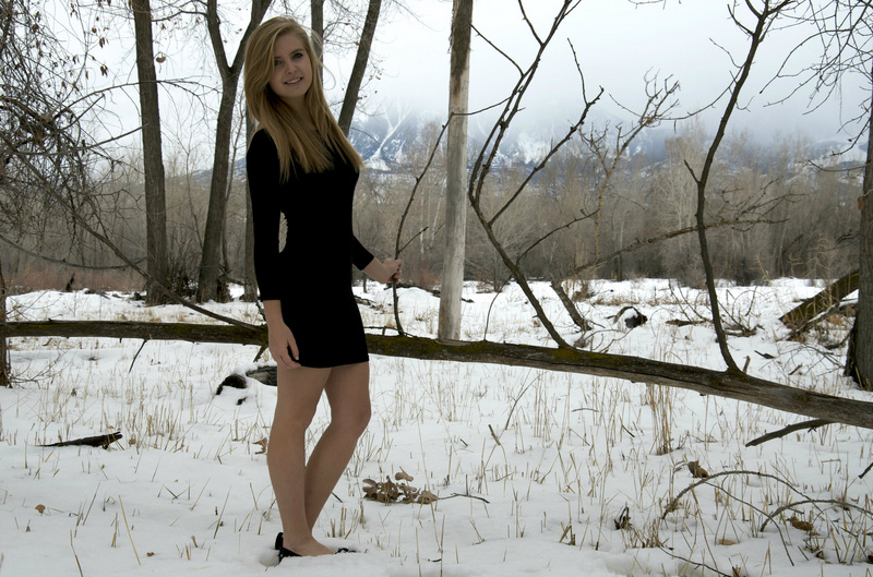Female model photo shoot of Bailee Auna Campbell in Paonia, Colorado