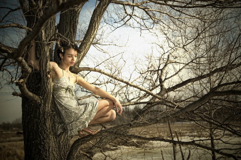 Female model photo shoot of Ariel Hawkins by KaspiPhoto